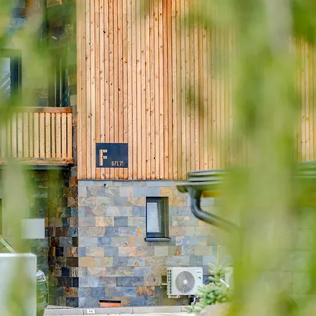 F2 Apartment